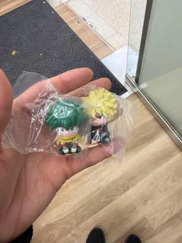 미도리야 이즈쿠 & 바쿠고 카츠키 피규어 세트