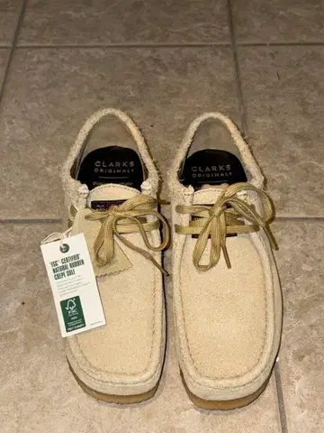 Clarks x thisisneverthat 클락스 왈라비 미사용