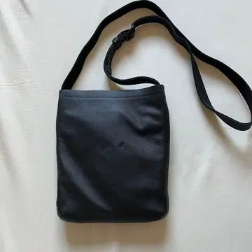 애니에스 베이 가죽 숄더백 'Peter'