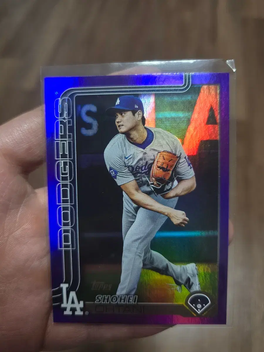 Topps 오타니 쇼헤이 카드 LA 다저스 250한정 카드 팝니다.