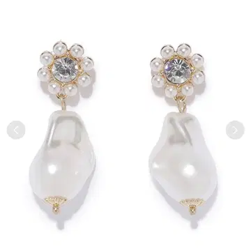 릴리 브라운 귀걸이