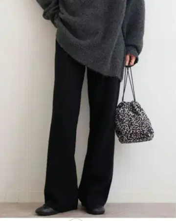 저널 스탠다드 리룸 니트 스트레이트 팬츠