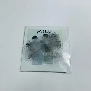 M!LK 친필 사인 폴라로이드