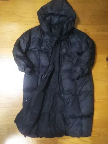 새상품 블랙 롱 다운 자켓 S 사이즈