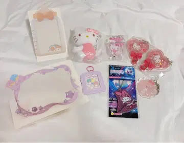 헬로키티 마이멜로디 아크릴 키링