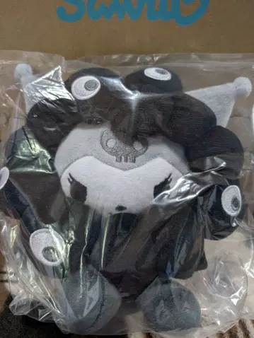 블랙 미야쿠미야쿠 산리오 쿠로미 M 사이즈