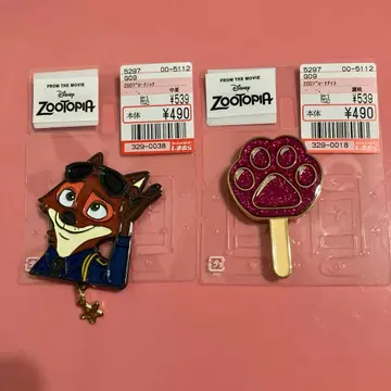 새상품 주토피아 닉 브로치 세트 시마무라 디즈니