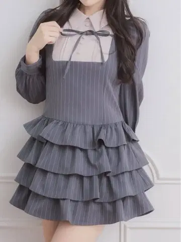 pium 피움 요크 절개 티어드 미니 원피스 그레이