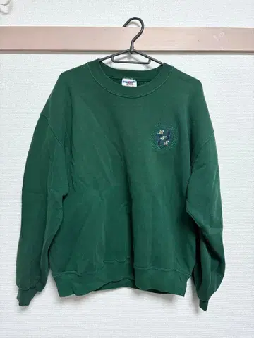 다크 그린 맨투맨 프론트 자수