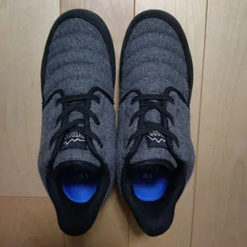 아웃도어 스포츠 그레이 스니커즈 24.5cm