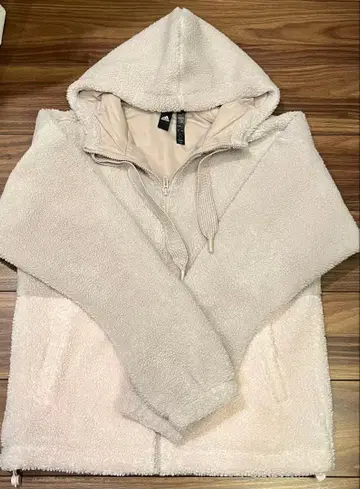 adidas 여성용 보아 자켓 베이지