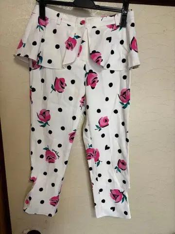 허니번치 도트 장미 무늬 7부 팬츠 고급스러움, 세련됨, 레어