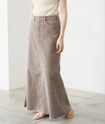 Spick & Span 스픽 앤 스팬 코듀로이 맥시 스커트