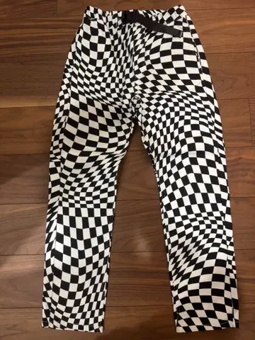 X-girL 깅엄 체크 패턴