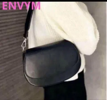 [새상품급] 숄더백 블랙 검정 앙비 사선 크로스 컴팩트 어깨걸이