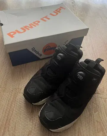 [박스 포함] Reebok 리복 펌프 퓨리 스니커즈 24.0 블랙