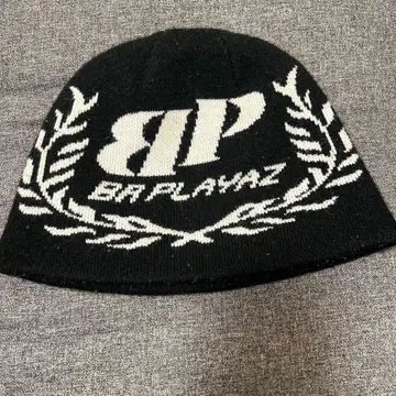 BREATH NUBIAN 블랙 니트 모자