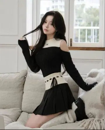 Darich 숄더 오픈 니트 셋업 블랙