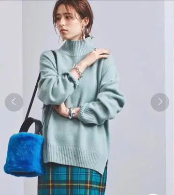 UNITED ARROWS 유나이티드 애로우즈 빅 터틀넥 니트