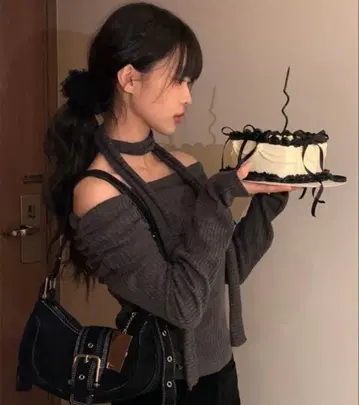 오프숄더 셔링 세로 리브 니트 + 머플러 세트