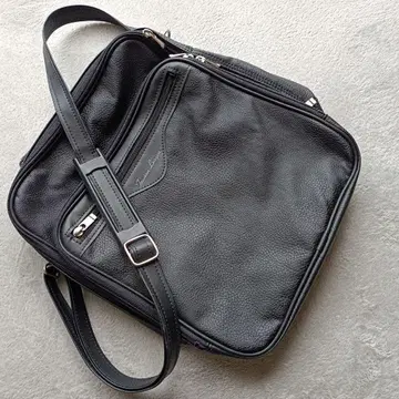 Towson League 일본제 숄더백 블랙