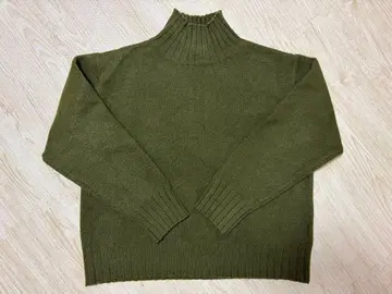 URBAN RESEARCH DOORS 니트 하이넥