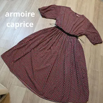 기하학 패턴 반팔 무릎 기장 원피스