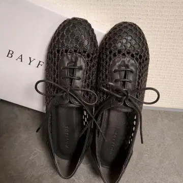 [ 새상품 ] BAYFLOW 레이스업 메쉬 펌프스 블랙