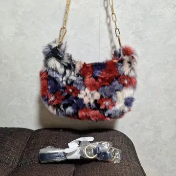 컬러풀 퍼 숄더백
