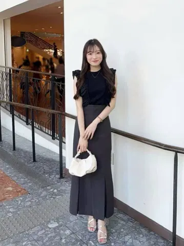 [새상품급] 하이웨스트 플리츠 디자인 머메이드 스커트 코코딜