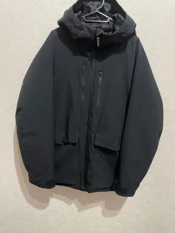 UNIQLO 하이브리드 다운 후드티 (3D 컷)