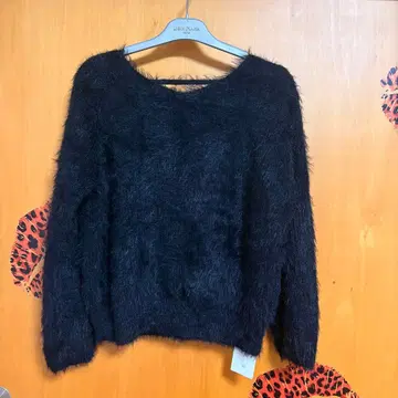 Vingtorois 샤기 V넥 니트 트레이닝복