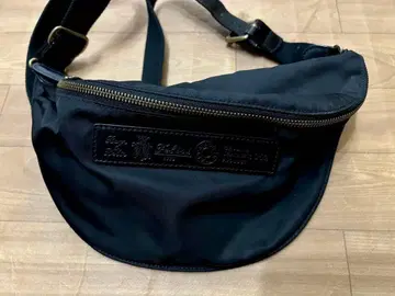 레어 페리시 바디백 숄더백 felisi 나일론 블랙