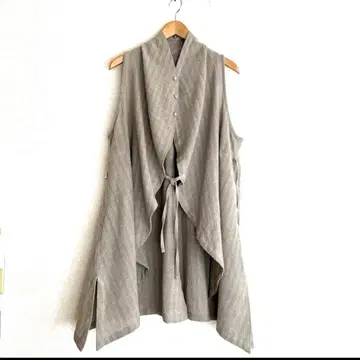 새상품급 우사토 의류 린넨면 베스트 초목염색 usaato 우사토