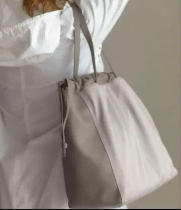 새상품급 IACUCCI 나일론 x 가죽 토트백 복조리 2way A4