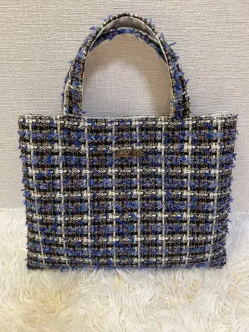 Fita Fita 파랑과 화이트 트위드 토트백