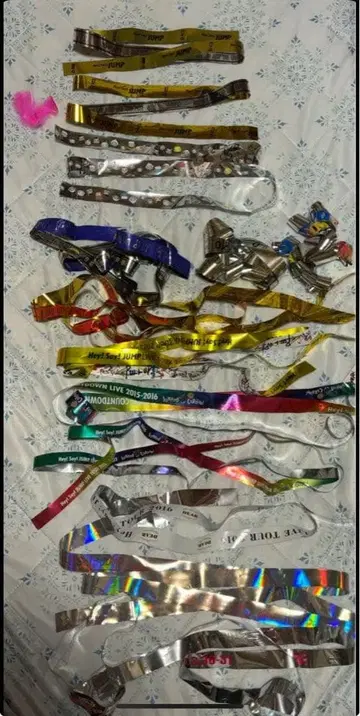 레어 2개 Hey! Say! JUMP 은색 테이프 13개 + 깃털 2개