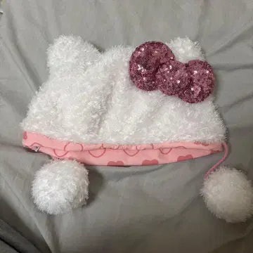 키티 유니버셜 팬 캡