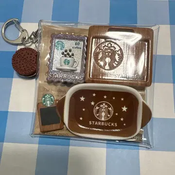 가챠 채워 넣은 듯한 파우치 스벅 5