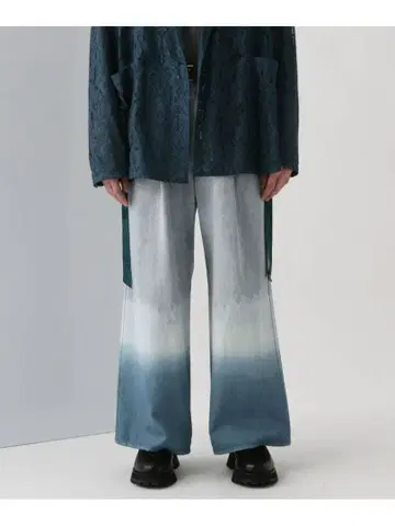 HARE 멜트 가공 데님 팬츠