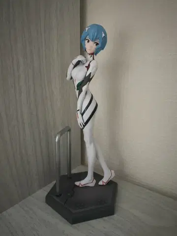 아야나미 레이 피규어