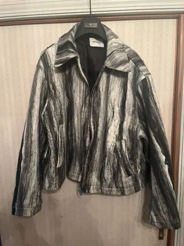 MALENKII 마렌키 스트라이프 디자인 점퍼/블루종