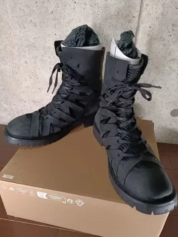 LOCAL 블랙 하이컷 가죽 부츠 새상품급