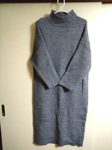 그레이 터틀넥 니트 원피스