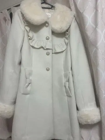 시크릿허니 요크 프릴 리본 포켓 코트