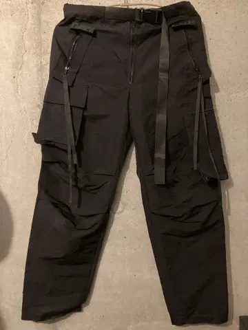 sunday off club 블랙 카고 파라슈트 팬츠 M 사이즈 상당