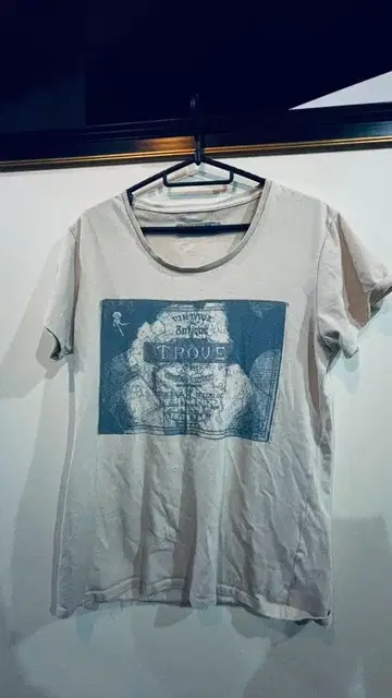 TROVE 빈티지 프린트 T셔츠