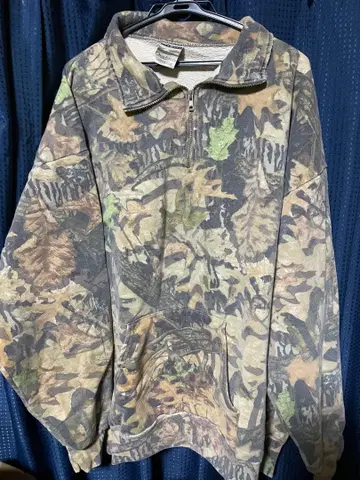 카모 패턴 상의