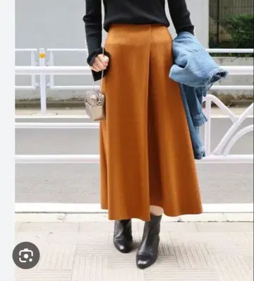 IENA 이에나 하드 압축 울 100% 플레어 스커트 34