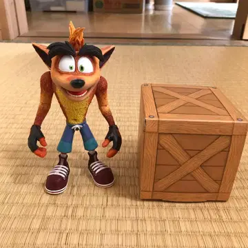 NECA 크러쉬 밴디쿠트 피규어